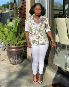 Fikile Mlomo's Biography, Age, Education, Music Career, Relationship/Marriage & Health Condition