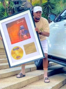 "Gqiba I-Bigger," the 2022 Maskandi album by Sminofu Gumede, has been certified gold by RiSA.