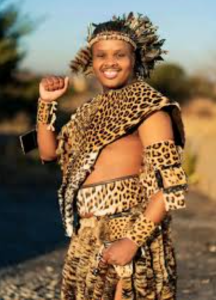 What age is khuzani mpungose